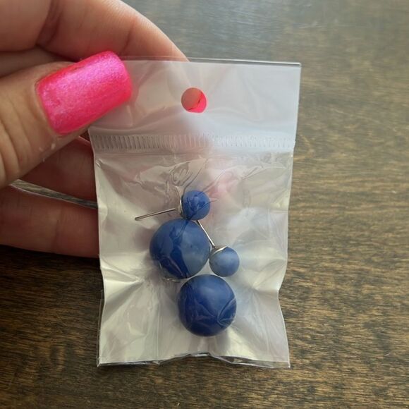 Double Ball Stud Earrings Minimalist Chic Double Sided Front Back E… - Picture 3 of 3